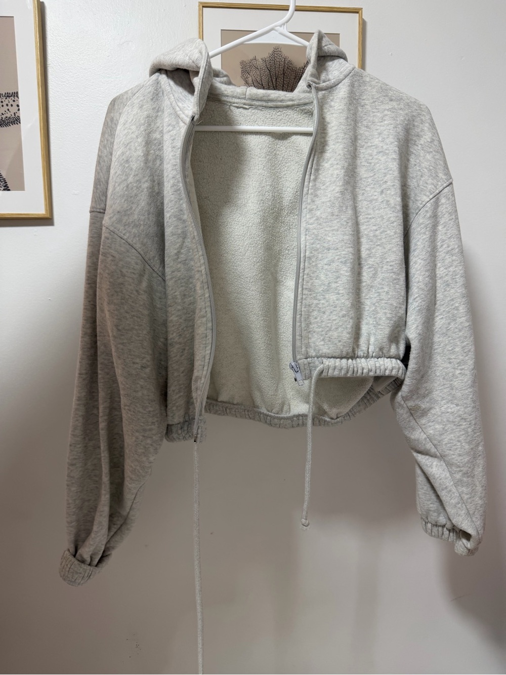 Women's Light Gray Hooded Cropped Sweatshirt